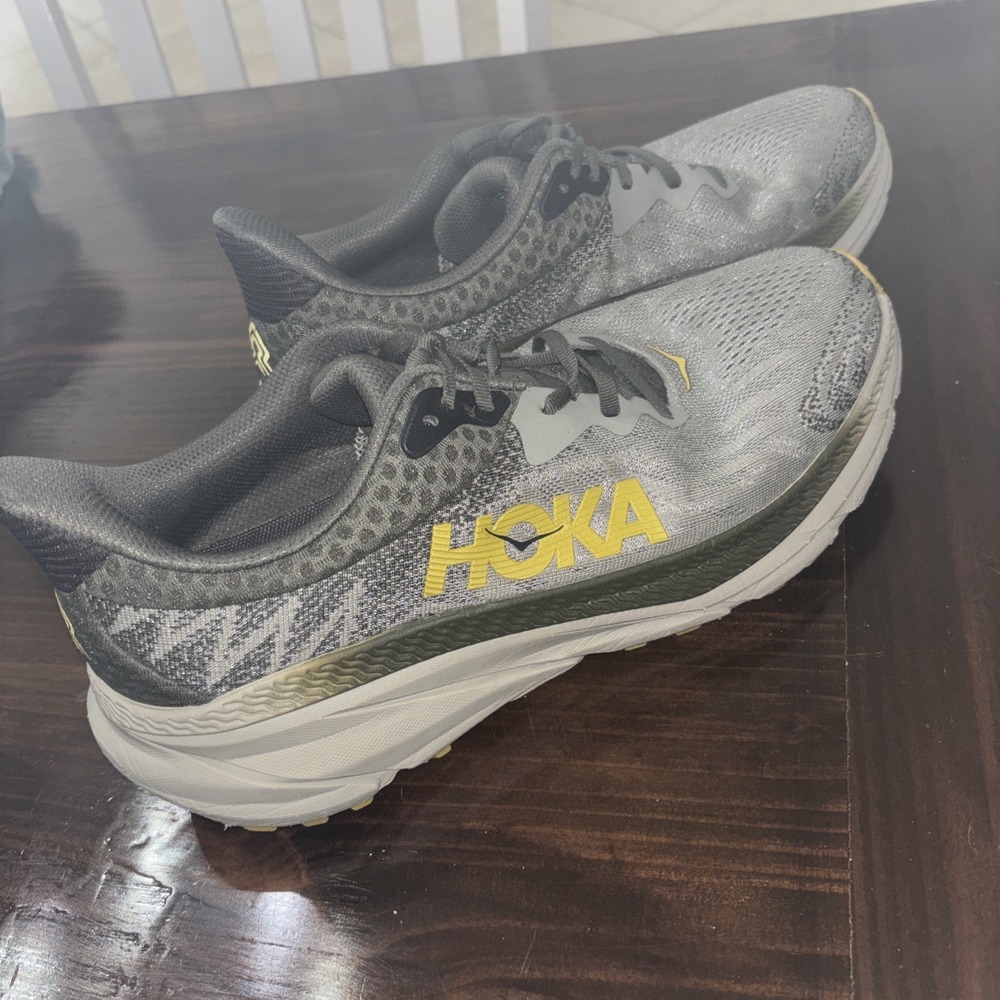 Hoka Challenger 7 Mens Athletic Shoes Sz 12 Trail Terrain Running Hiking